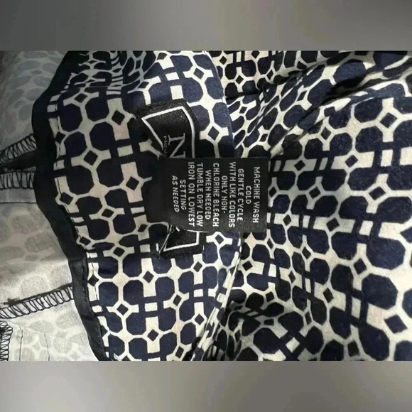 Women's Chain Print Ankle Pants Black & White​​ - Picture 6 of 8